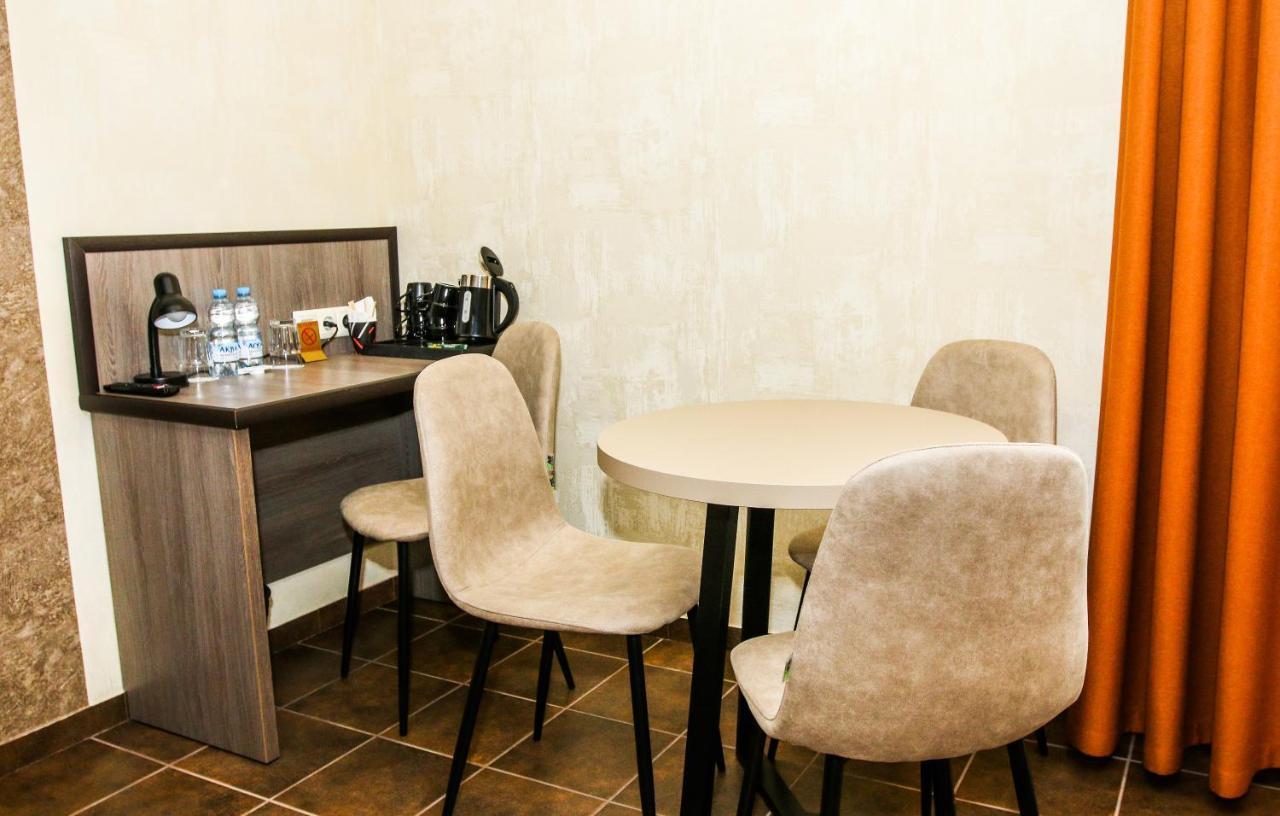 Hotel Lubenska Sloboda Vilsanka Kültér fotó