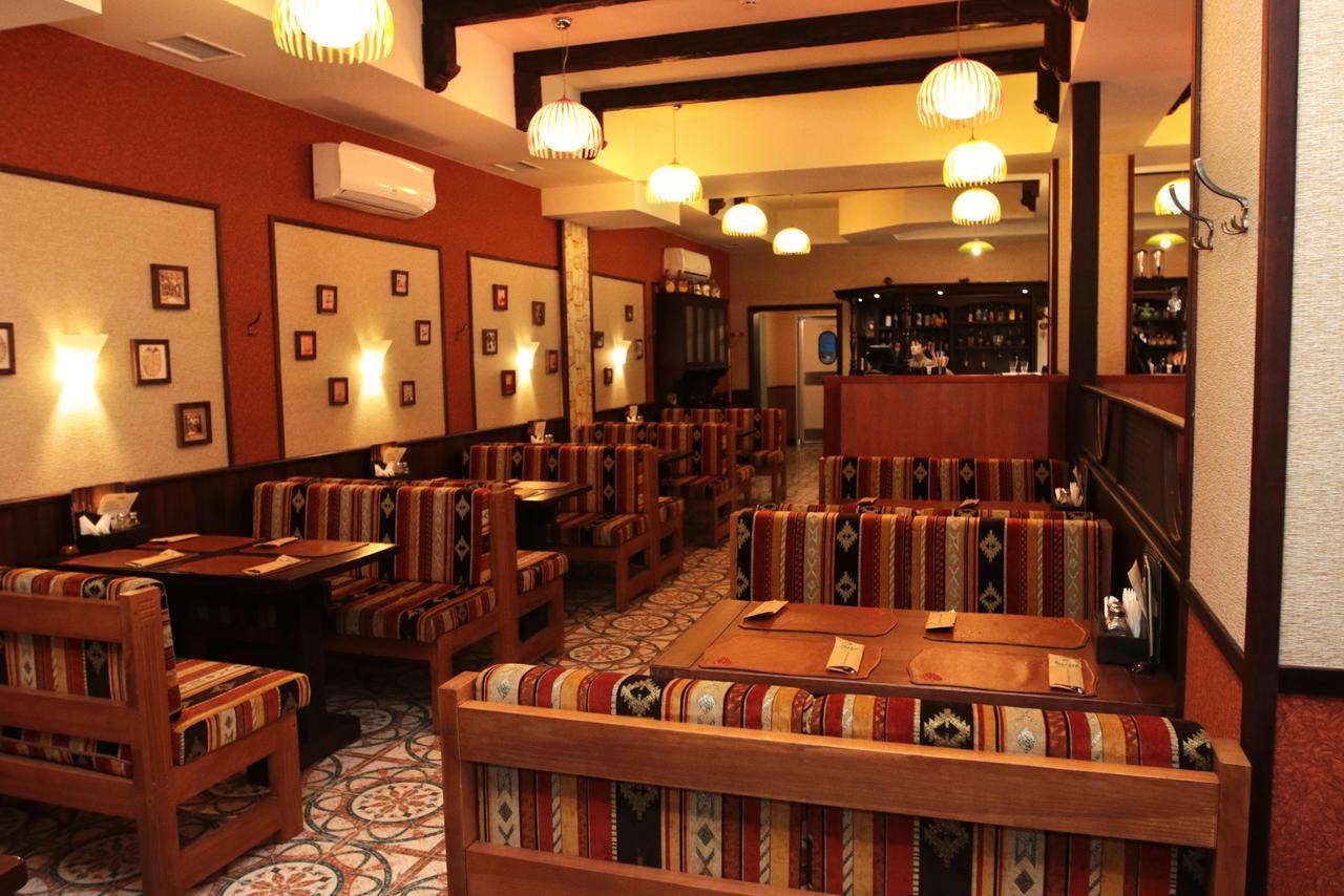 Hotel Lubenska Sloboda Vilsanka Kültér fotó
